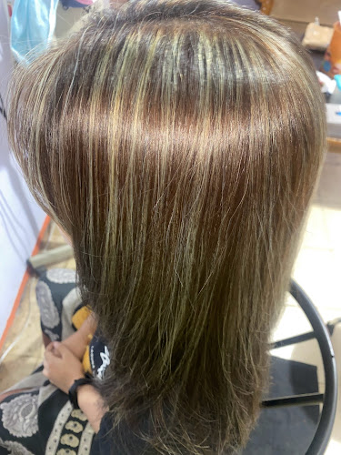 Salon hair & beauty