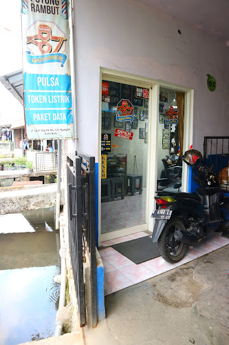 87thebarber / Potong rambut pemuda siff 2 (87 the Barber)