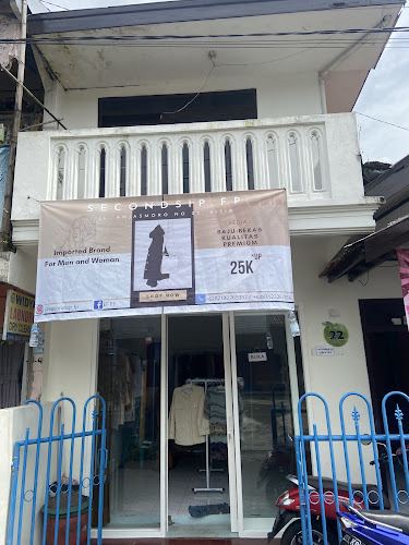 Salon " Yuni "